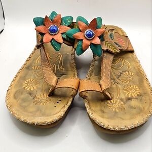 L'artiste Floral Embellished‎ Leather Thong Sandals Green and Orange Accents 11
